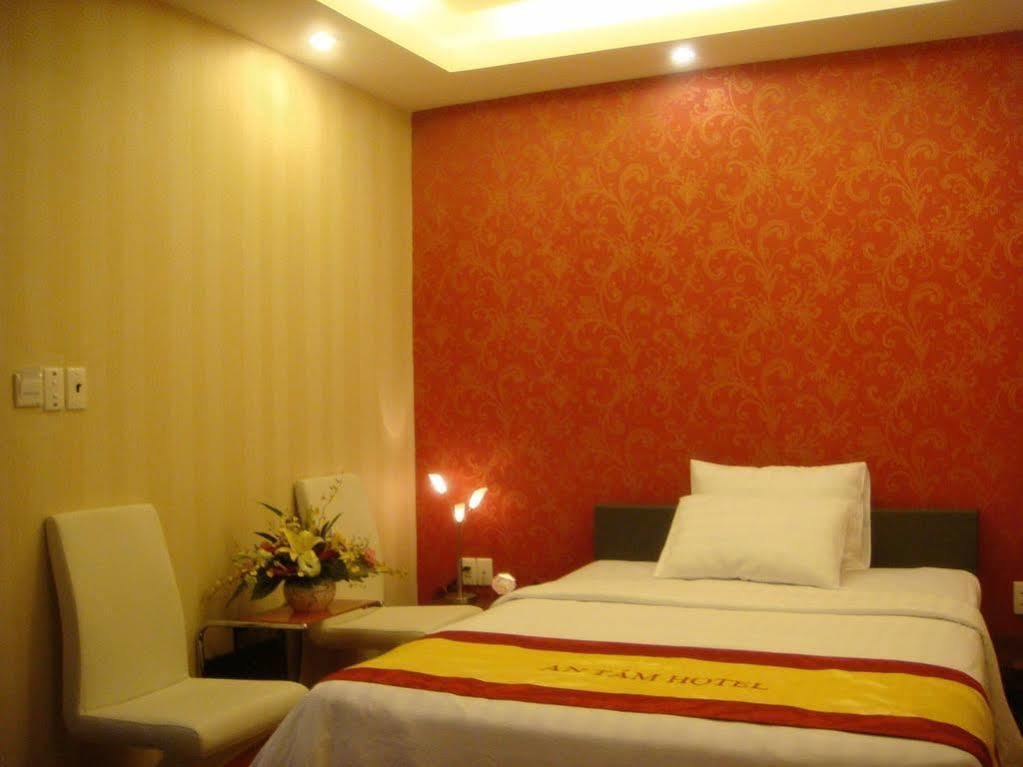 Mays Hotel- Ben Thanh Ho Chi Minh-stad Buitenkant foto