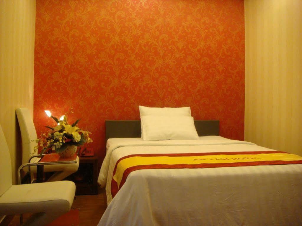 Mays Hotel- Ben Thanh Ho Chi Minh-stad Buitenkant foto