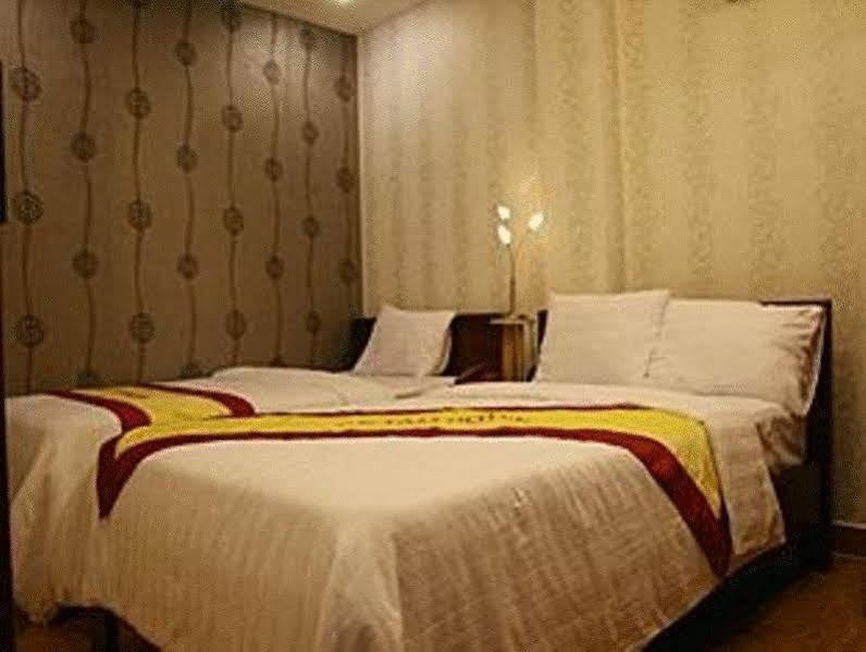 Mays Hotel- Ben Thanh Ho Chi Minh-stad Buitenkant foto